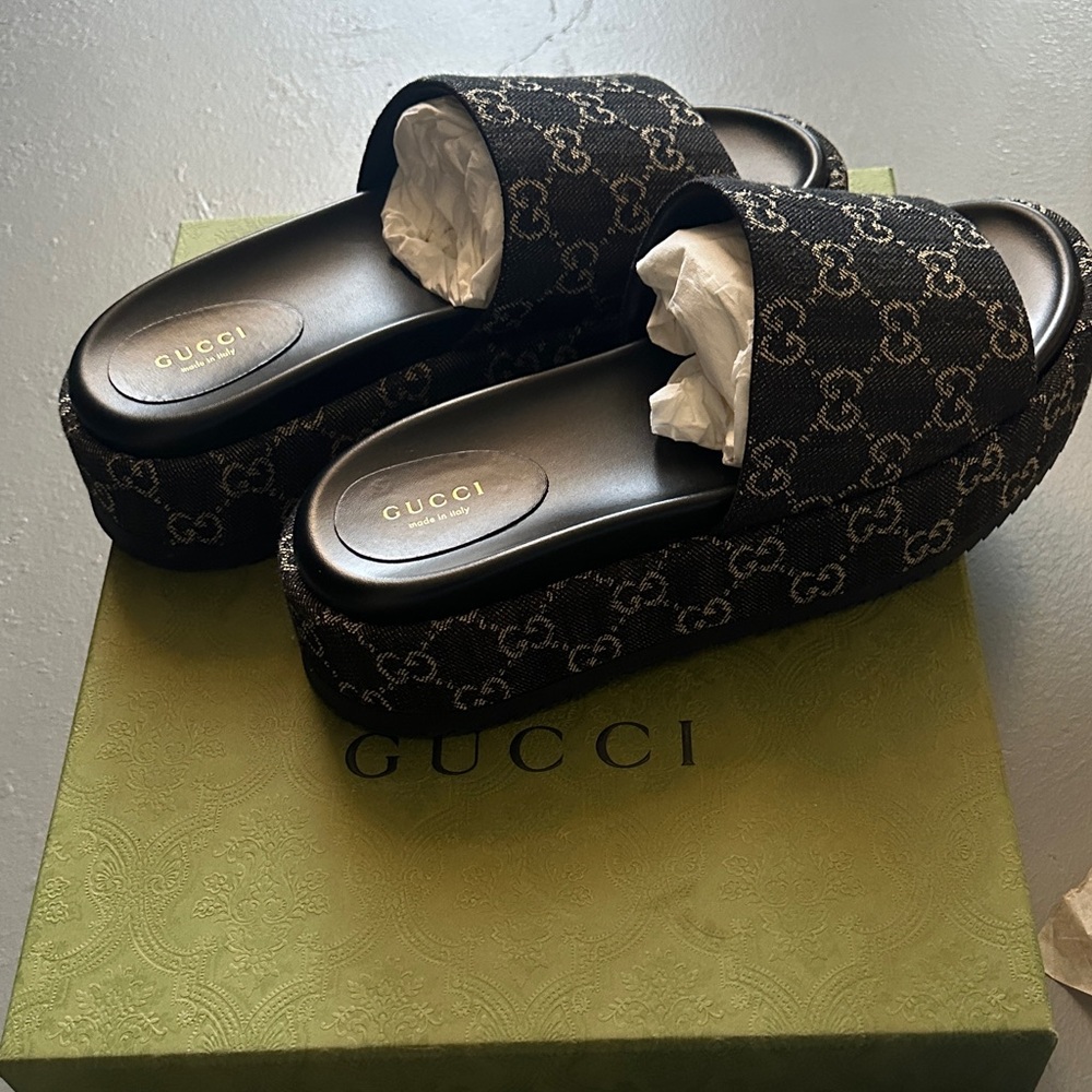 Gucci Angelina GG Jacquard Denim Platform Slide